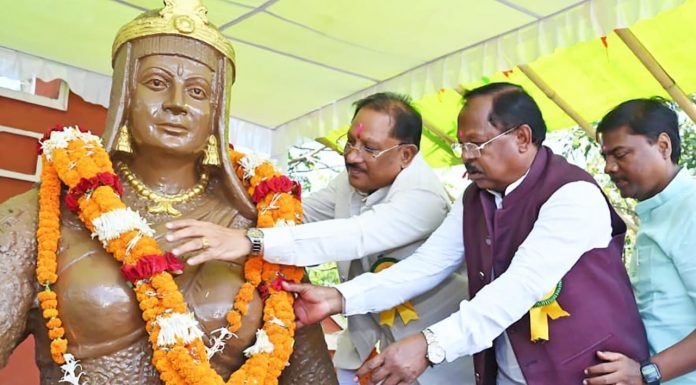 वीरांगना रानी दुर्गावती का शौर्य और बलिदान राष्ट्र की प्रेरणा का अमर स्रोत : मुख्यमंत्री श्री विष्णुदेव साय