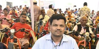अब किसी का सहारा नहीं, अपने हौसलों के पहियों पर आगे बढ़ रहे बृहस्पति और विष्णु