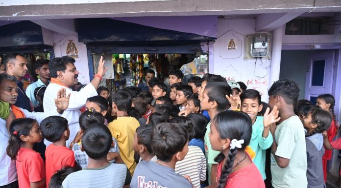 उप मुख्यमंत्री विजय शर्मा ने देर शाम सहसपुर लोहारा के ग्रामीण अंचलों का किया दौरा