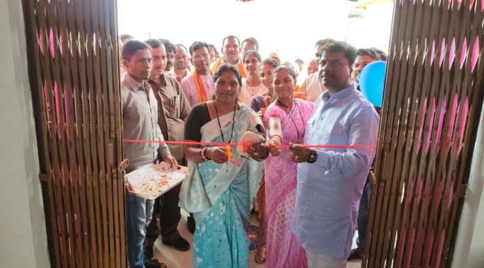 ’मर्दापाल में वन मंत्री ने ग्राम पंचायत भवन और महतारी सदन का किया लोकार्पण’