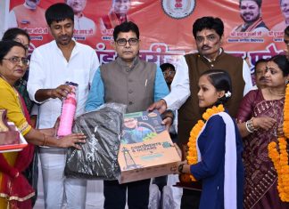 शिक्षा के साथ संस्कारों का समावेश ही समृद्ध छत्तीसगढ़ की नींव – राजस्व मंत्री टंक राम वर्मा