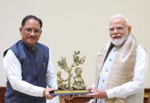 प्रधानमंत्री नरेंद्र मोदी से मुख्यमंत्री विष्णु देव साय ने की भेंट, छत्तीसगढ़ के विकास और ‘बस्तर विजन’ पर हुई विस्तृत चर्चा