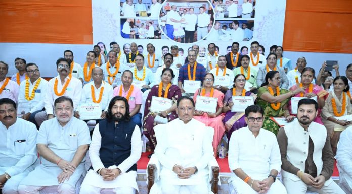 दिव्यांगजनों के सम्मान और सशक्तीकरण के लिए सरकार निरंतर प्रतिबद्ध : मुख्यमंत्री विष्णु देव साय