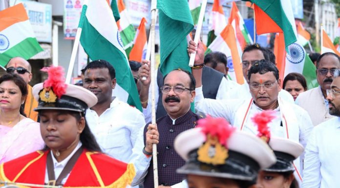 देशभक्ति से ओतप्रोत अप्रतिम उत्साह के साथ निकली तिरंगा यात्रा, उप मुख्यमंत्री अरुण साव हुए शामिल