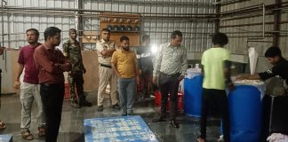 रात 12 बजे वैद्य फूड में राजस्व, खाद्य औषधि एवं पुलिस की संयुक्त टीम की दबिश, 200 किलो पनीर जब्त