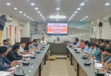 जिले में बैंकिंग योजनाओं के लक्ष्यों की शत-प्रतिशत पूर्ति सुनिश्चित करें : कलेक्टर अबिनाश मिश्रा