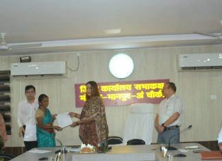 नक्सल पीड़ित 5 परिवारों के सदस्यों को मिली शासकीय सेवा