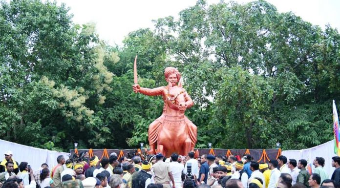 शहीद वीर नारायण सिंह का जीवन सेवा, संघर्ष और राष्ट्रप्रेम की मिसाल : अरुण साव