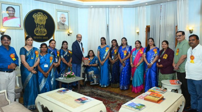 दृष्टिबाधित विद्यार्थियों को शिक्षा की मुख्यधारा से जोड़ने के लिए और अधिक प्रयास जरूरी -राज्यपाल रमेन डेका