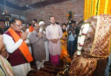 मुख्यमंत्री विष्णु देव साय ने मदकूद्वीप के प्राचीन मंदिरों में की पूजा-अर्चना
