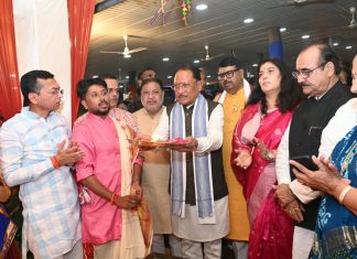 मुख्यमंत्री निवास में गरबा महोत्सव की धूम, भक्ति और उल्लास के रंग में रंगा आयोजन