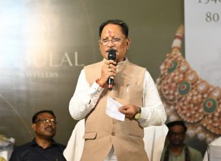 नारी शक्ति के सम्मान, सुरक्षा और आर्थिक सशक्तिकरण के लिए प्रतिबद्ध है हमारी सरकार: मुख्यमंत्री विष्णु देव साय