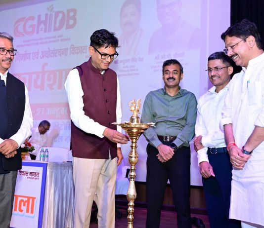 छत्तीसगढ़ के विकास का प्रमुख इंजन बनेगा हाउसिंग बोर्ड, आवास के साथ अधोसंरचना विकास में निभाएगा महत्वपूर्ण भूमिका – आवास एवं पर्यावरण मंत्री ओ.पी. चौधरी
