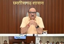 शासकीय योजनाओं के क्रियान्वयन और निर्माण कार्यों में तेजी लाई जाए : मुख्य सचिव विकासशील